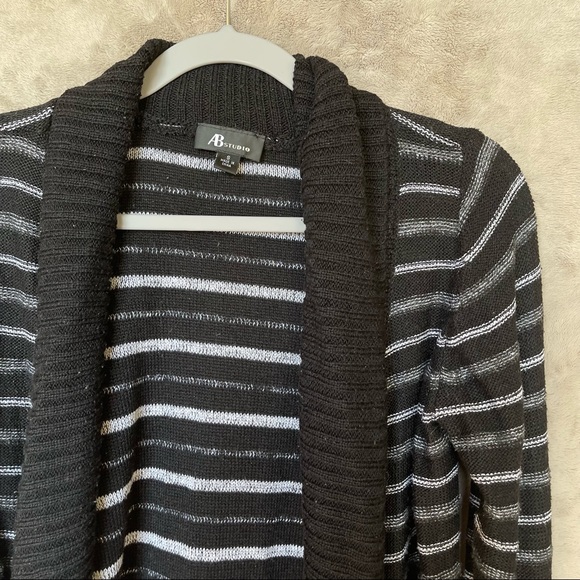 AB Studio Black and White Striped Cardigan - Picture 3 of 12